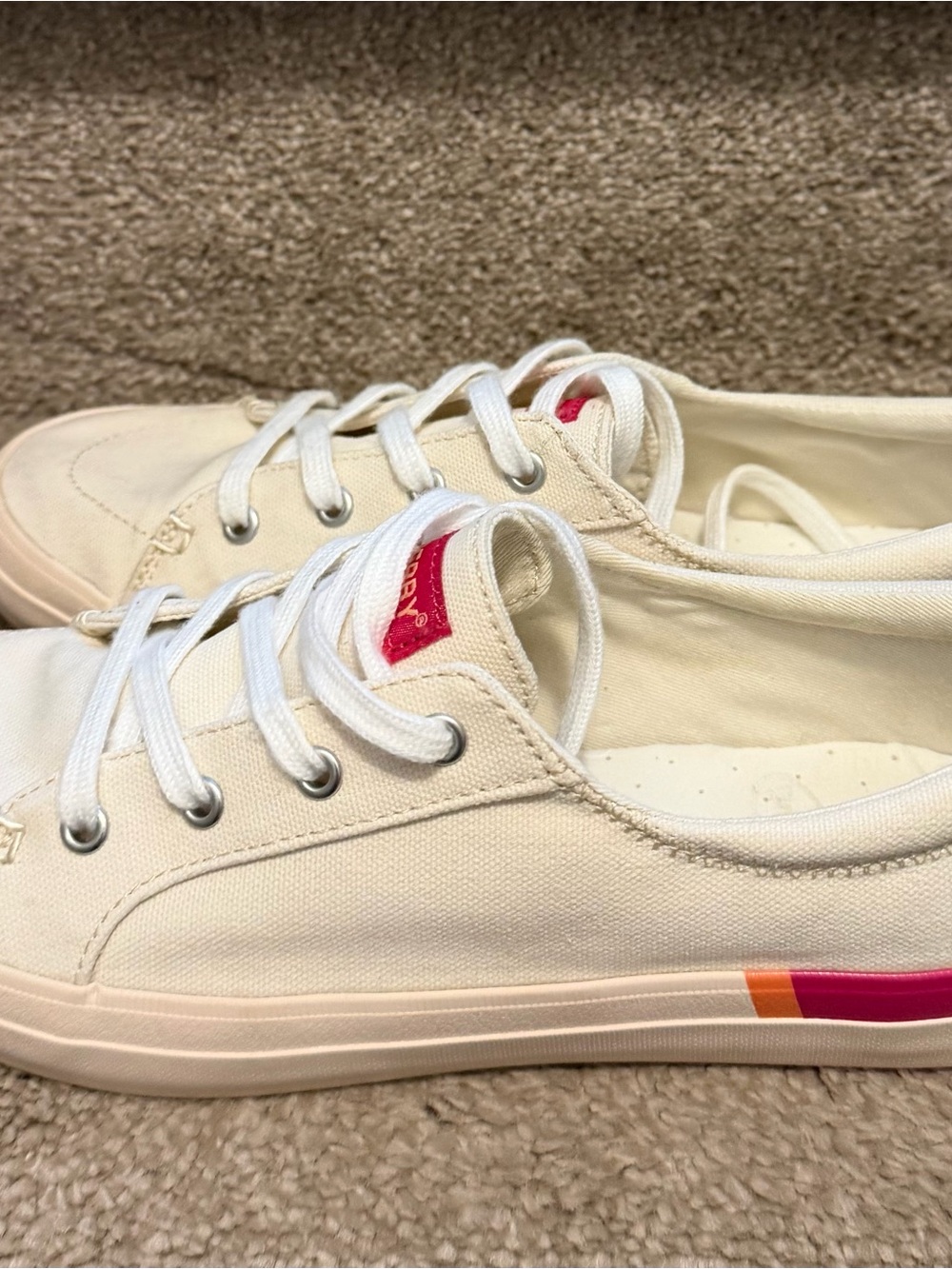Sperry Canvass Low-Top Sneakers in Cream with Pink Accent - Unbranded
